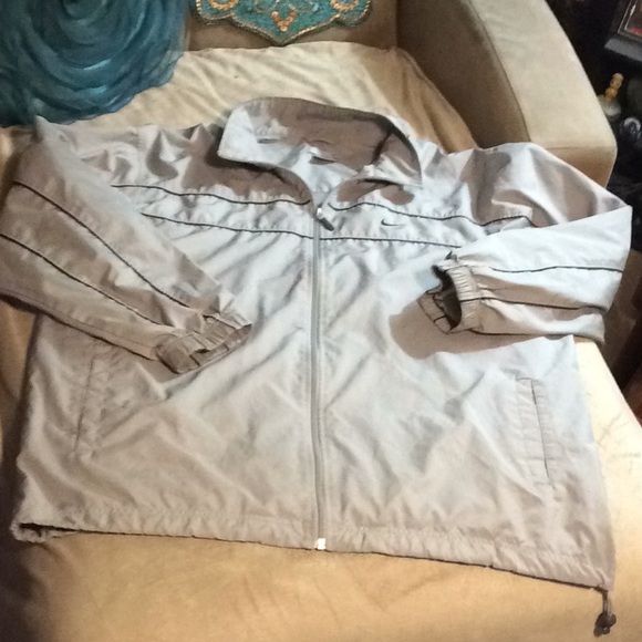 Nike Other - Nikè lightweight jacket